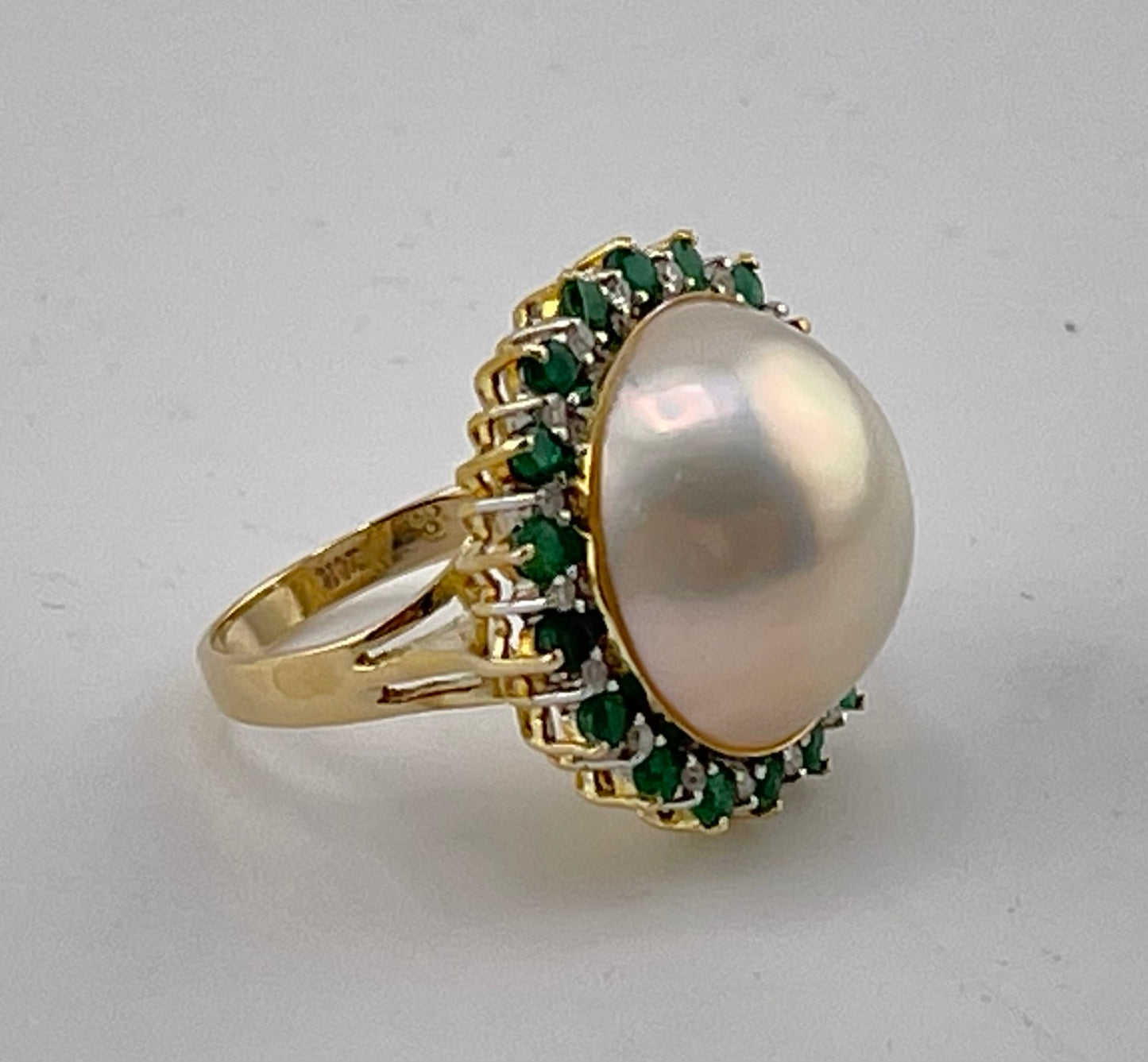 14k YG Diamond & Emerald Halo Mabe Pearl Ring
